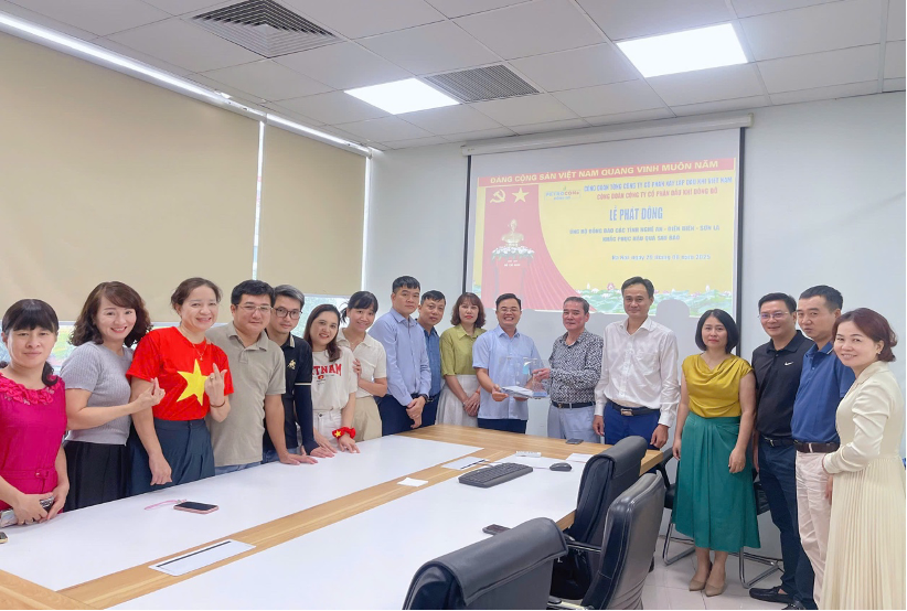 Toàn cảnh lễ phát động